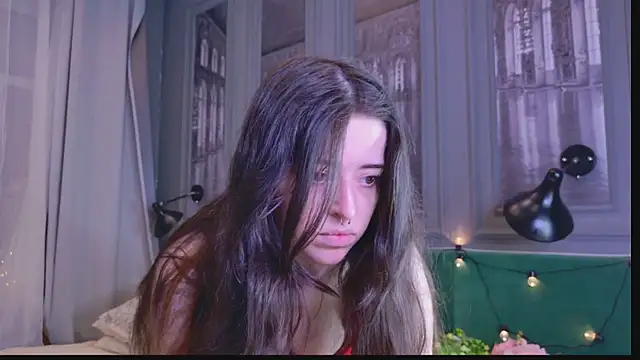 Snapshot of SoftAmora chatting on January 2026 06:05:01 AM SoftAmora online show from January 2026 06:05:01 AM