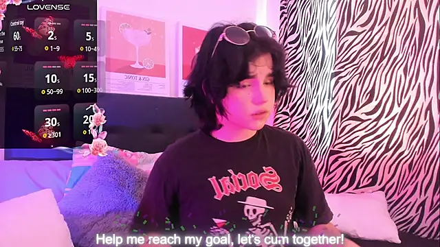 Snapshot of damienbeltmonth chatting on September 2025 02:06:01 PM damienbeltmonth online show from September 2025 02:06:01 PM