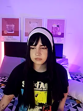 Snapshot of damienbeltmonth chatting on September 2025 01:08:02 AM damienbeltmonth online show from September 2025 01:08:02 AM