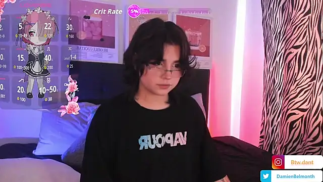 Snapshot of damienbeltmonth chatting on October 2025 03:46:02 PM damienbeltmonth online show from October 2025 03:46:02 PM