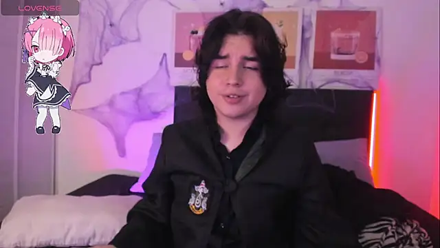 Snapshot of damienbeltmonth chatting on October 2025 04:46:01 AM damienbeltmonth online show from October 2025 04:46:01 AM