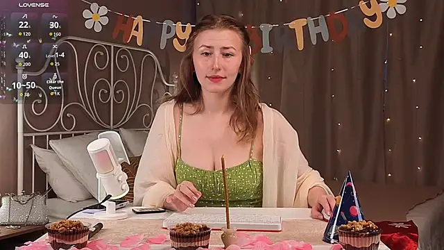 Snapshot of VesperaCeleste chatting on October 2025 05:41:01 AM VesperaCeleste online show from October 2025 05:41:01 AM