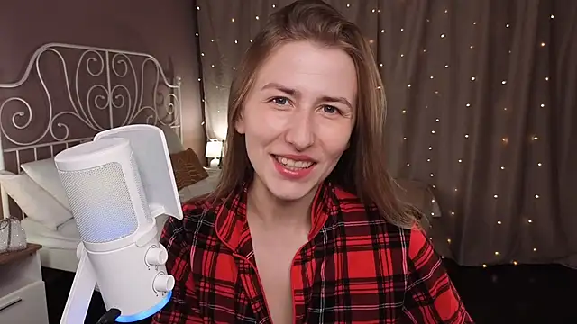 Snapshot of VesperaCeleste chatting on November 2025 08:45:01 AM VesperaCeleste online show from November 2025 08:45:01 AM