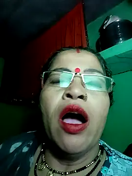 Manavi x online show from October 2025 09:45:01 PM