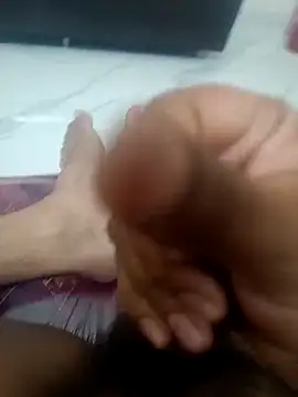 bobby3374 online show from November 2025 12:43:01 AM