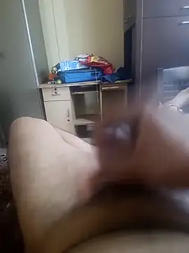 bobby3374 online show from February 2026 06:28:02 AM