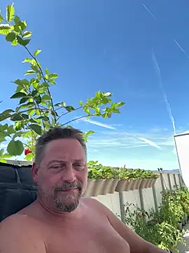 Snapshot of Pesche_77 chatting on July 2026 09:51:01 AM Pesche 77 online show from July 2026 09:51:01 AM
