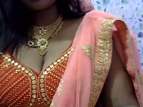 Snapshot of Rooshami_hot01 chatting on October 2025 04:50:01 PM Rooshami hot01 online show from October 2025 04:50:01 PM