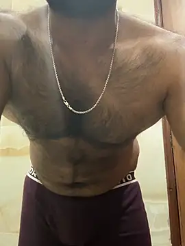 DJLOVE280825 online show from April 2026 09:46:01 PM