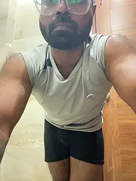 DJLOVE280825 online show from April 2026 09:59:02 PM