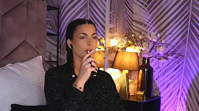 EvaRhea online show from December 2025 04:00:02 AM