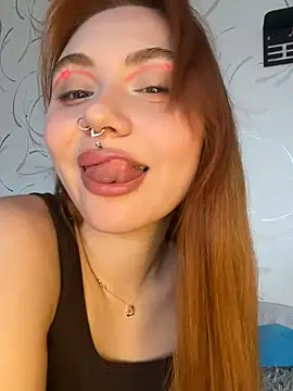 LunaMillie online show from March 2026 11:35:01 AM