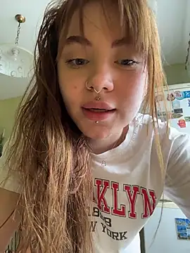 Snapshot of LunaMillie chatting on July 2026 09:34:02 AM LunaMillie online show from July 2026 09:34:02 AM