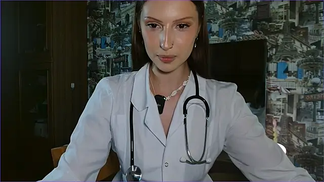 Snapshot of RuxaShade chatting on June 2026 02:10:01 PM RuxaShade online show from June 2026 02:10:01 PM