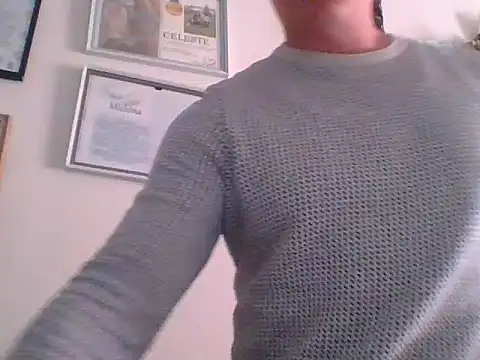 Snapshot of mickseb89 chatting on March 2026 04:58:02 PM mickseb89 online show from March 2026 04:58:02 PM