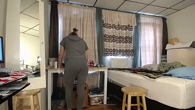 ANALTRAINING4U2 online show from March 2025 01:34:01 PM