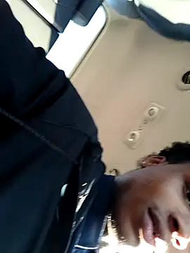 Snapshot of Dropdingo chatting on October 2025 01:56:02 PM Dropdingo online show from October 2025 01:56:02 PM