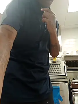 Snapshot of Dropdingo chatting on November 2025 02:54:01 PM Dropdingo online show from November 2025 02:54:01 PM