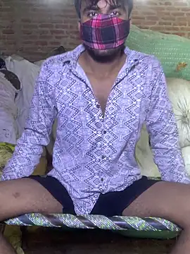 Snapshot of uniquesexyboy5689 chatting on May 2026 05:12:01 AM uniquesexyboy5689 online show from May 2026 05:12:01 AM