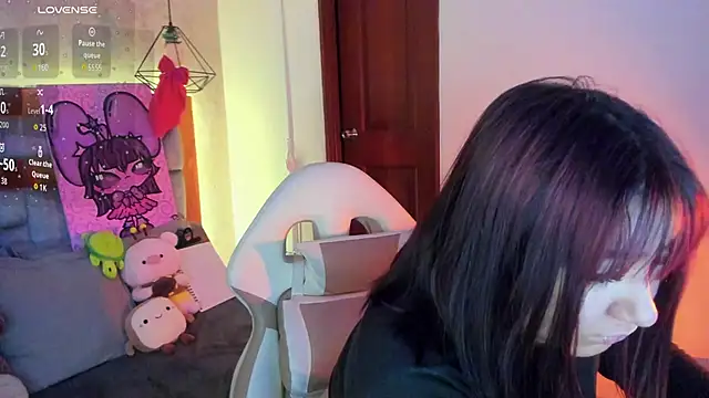 sophiievv online show from November 2025 07:40:03 PM