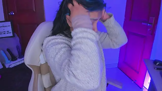 sophiievv online show from February 2026 08:02:01 PM