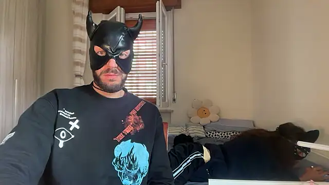 Snapshot of amateurchannel chatting on October 2025 11:18:02 AM amateurchannel online show from October 2025 11:18:02 AM