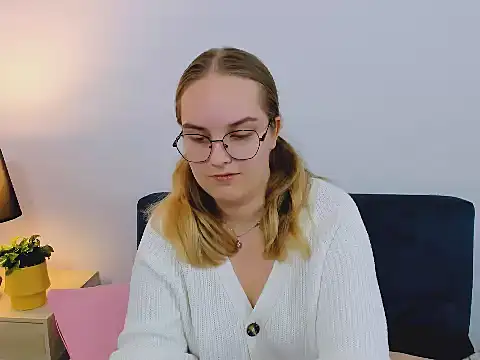 AliceCrazy69 online show from November 2025 01:11:01 PM