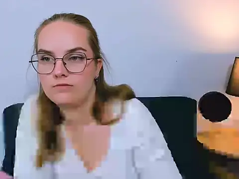 AliceCrazy69 online show from November 2025 04:11:02 PM