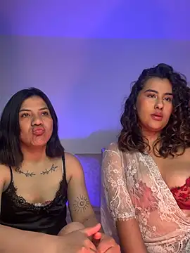Snapshot of _Sara_london_ chatting on June 2026 03:13:01 AM Sara london online show from June 2026 03:13:01 AM