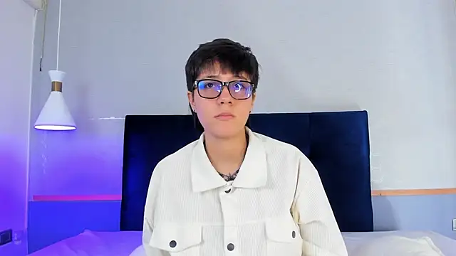 Tsuki Maru online show from December 2025 08:16:02 PM