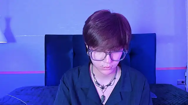 Tsuki Maru online show from February 2026 09:00:02 PM