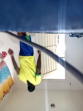 MackMacKenzie online show from September 2025 09:48:02 PM