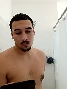 Snapshot of Jadriel23 chatting on October 2025 05:01:01 PM Jadriel23 online show from October 2025 05:01:01 PM