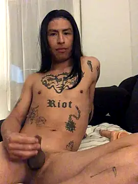 Snapshot of natirivas72 chatting on October 2025 11:05:01 PM natirivas72 online show from October 2025 11:05:01 PM
