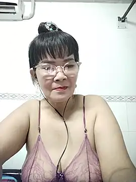Snapshot of Ki_xxx chatting on July 2026 12:06:02 AM Ki xxx online show from July 2026 12:06:02 AM