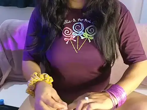 Snapshot of mansi201 chatting on September 2025 04:12:01 PM mansi201 online show from September 2025 04:12:01 PM