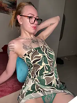 Snapshot of Amore_Mia_ chatting on July 2026 01:15:02 AM Amore Mia online show from July 2026 01:15:02 AM