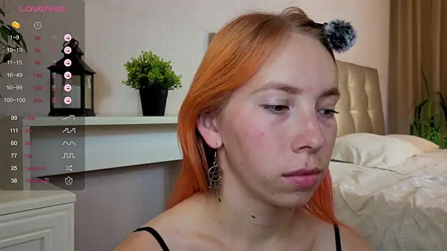 JuliannaWenger online show from September 2025 04:31:02 PM