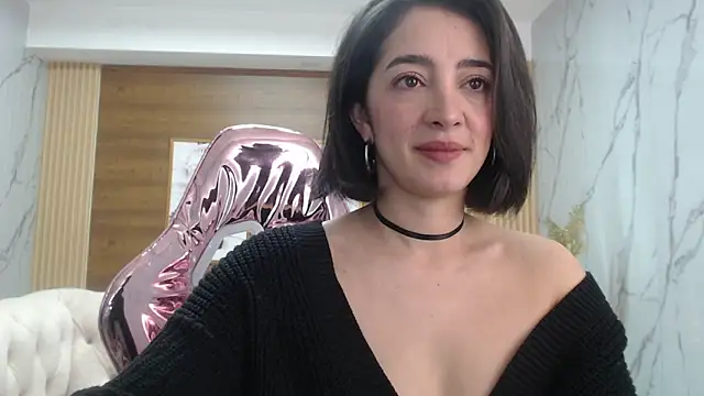 sara lopez s online show from March 2026 01:22:01 PM