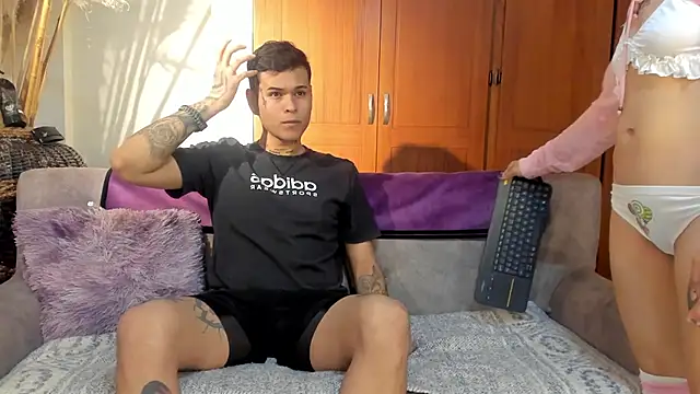 rosse dredd online show from November 2025 10:59:02 PM