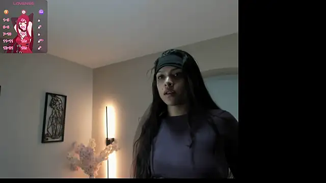 Mila Hank  online show from April 2026 12:12:01 PM