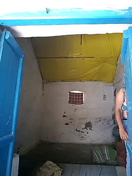 Snapshot of RockRolaxxx chatting on September 2025 05:29:01 AM RockRolaxxx online show from September 2025 05:29:01 AM