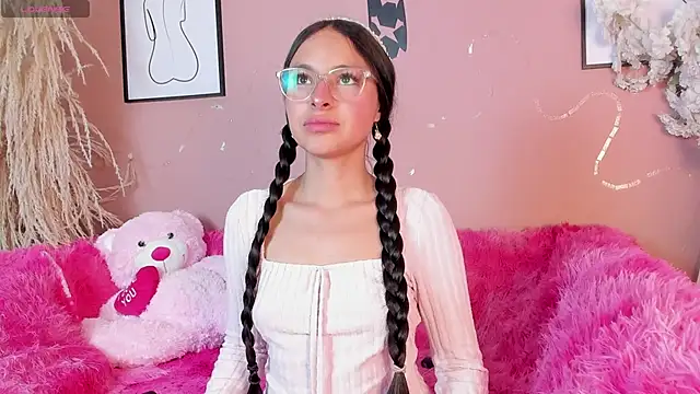 Annie  2 online show from October 2025 03:09:02 AM