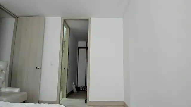 Meganbelford1 online show from November 2025 11:52:02 AM