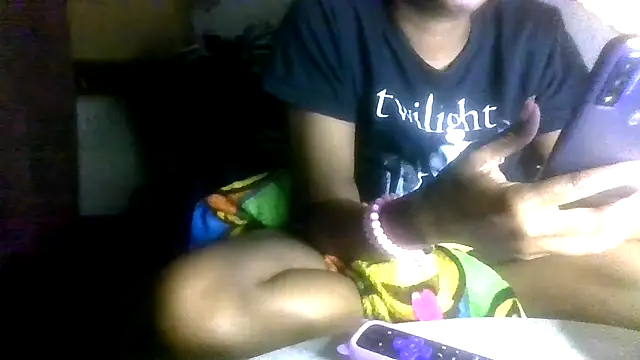 Snapshot of prettymaa chatting on November 2025 03:38:01 AM prettymaa online show from November 2025 03:38:01 AM