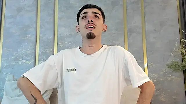 NikoStone  online show from December 2025 04:30:02 AM