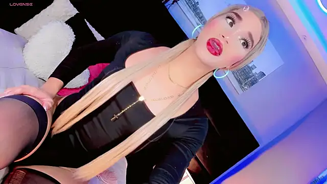 Snapshot of Nauthy_girl chatting on January 2026 12:53:02 PM Nauthy girl online show from January 2026 12:53:02 PM