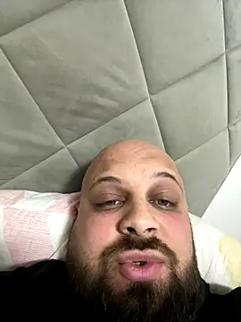 Snapshot of Alexino69 chatting on November 2025 08:03:01 PM Alexino69 online show from November 2025 08:03:01 PM