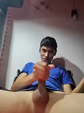 aispuro8505 online show from June 2026 06:18:01 AM