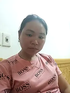 may-squirl online show from September 2025 06:26:02 AM